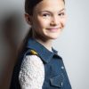 Mini-veste-jean-fille-details-dores-3